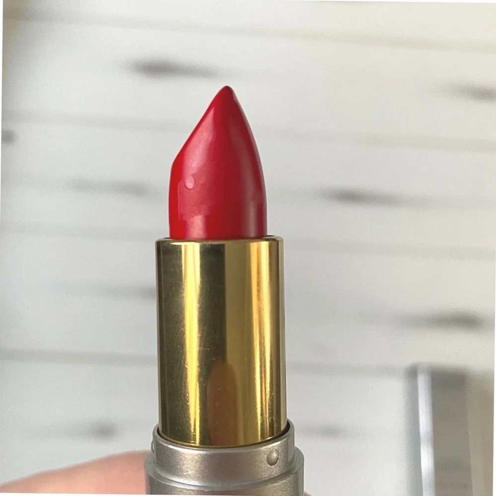 NEW Lancome‎ Paris Rouge Attraction Radiant 7X122 Red Lipstick Rare Discontinued